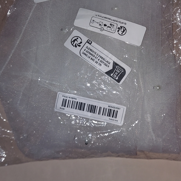 Veil - Picture 3 of 3